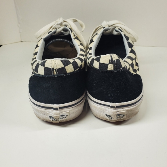 Vans Low Top Old Skool Checkered Black and White Sneakers - Picture 4 of 10